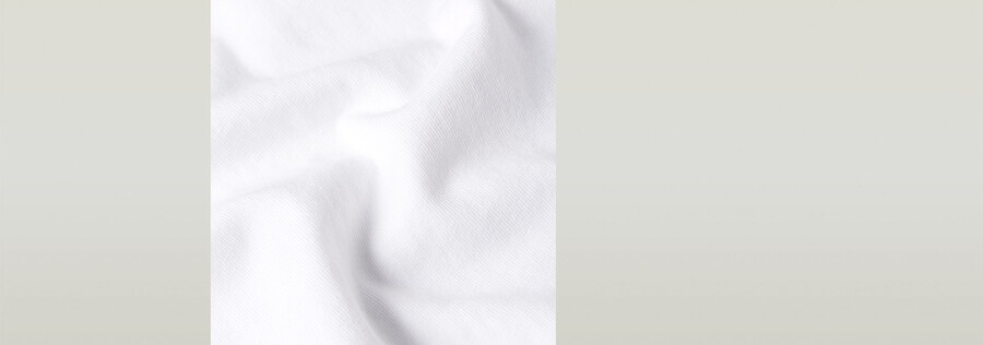 t-shirt décontracté à motif graphique au dos