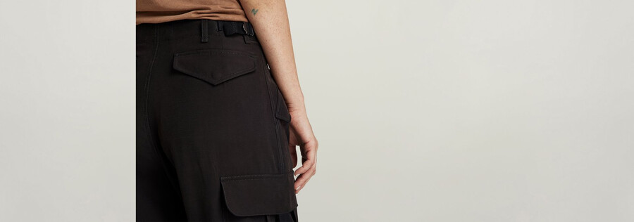 pantalon cargo court à cordon de serrage