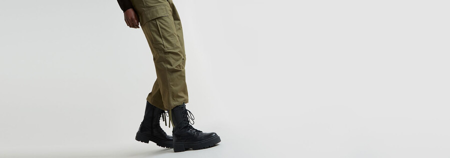 pantalon cargo court à cordon de serrage
