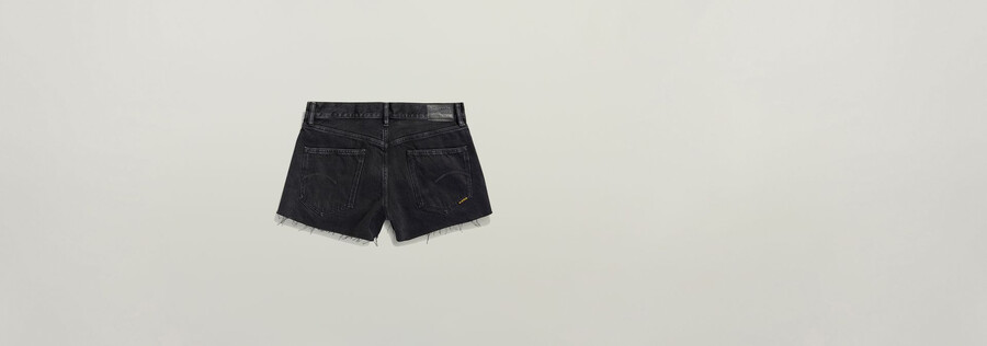 short true à bords francs