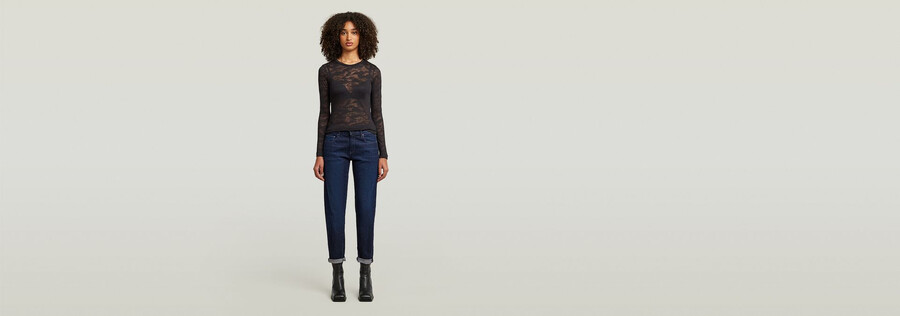 haut slim en dentelle fine aop