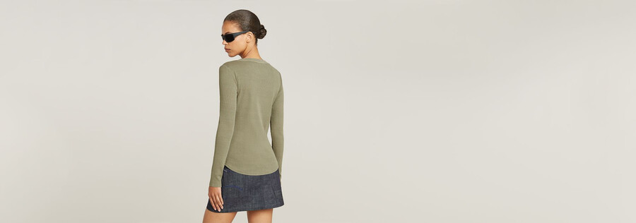 haut slim surteint