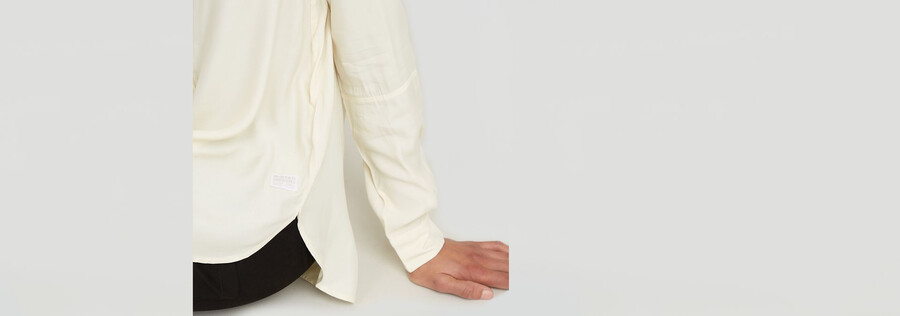 haut à demi-patte de boutonnage