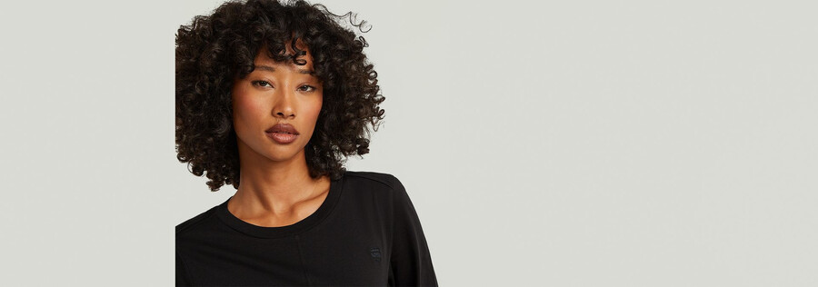 t-shirt à couture avant