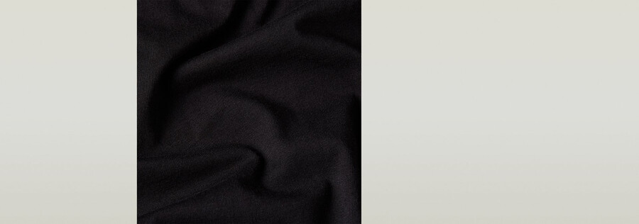 t-shirt à couture avant