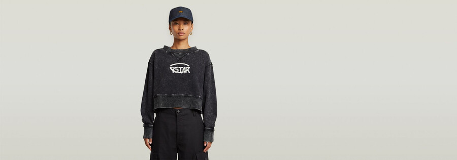 pull court ample à logo surteint