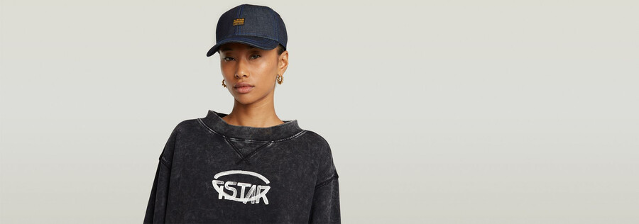 pull court ample à logo surteint