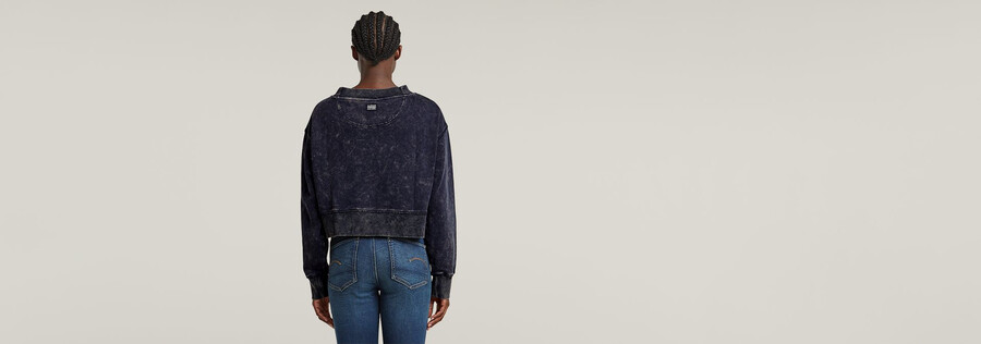 pull court ample à logo surteint