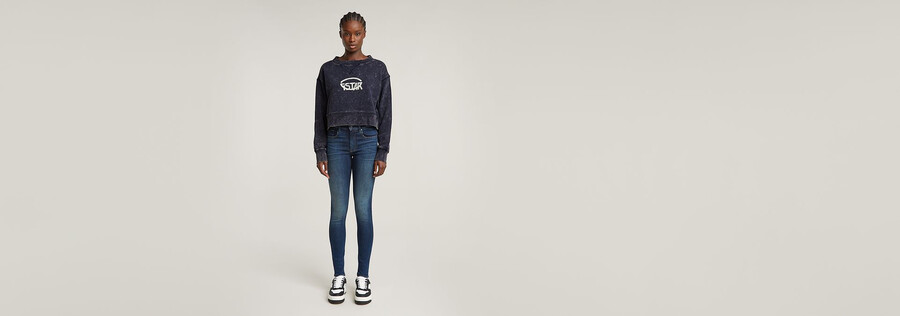 pull court ample à logo surteint