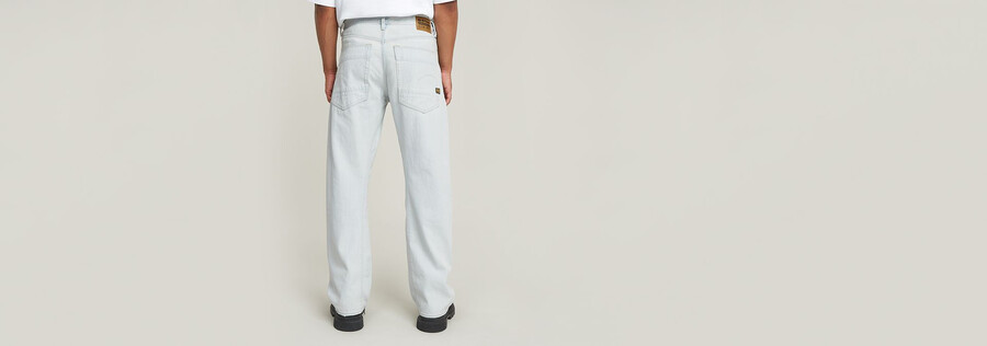 jeans amples et pliés