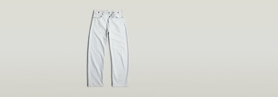 jeans amples et pliés