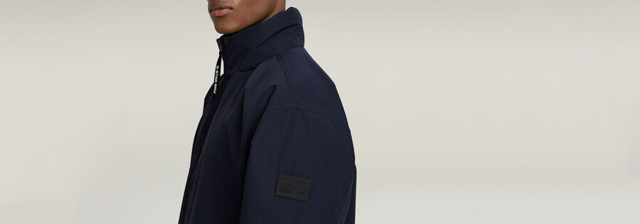 veste dexpédition légère et sportive