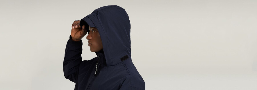 veste dexpédition légère et sportive