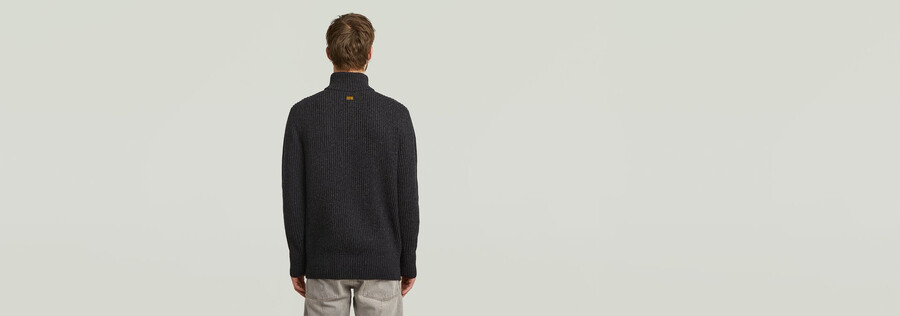 pull essentiel à demi-zip