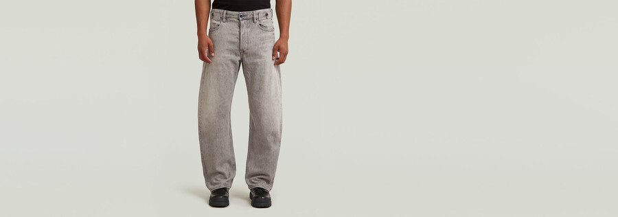 jeans amples et pliés