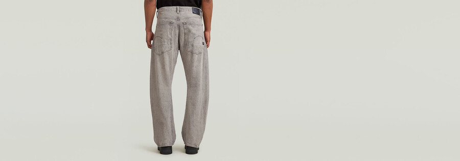 jeans amples et pliés