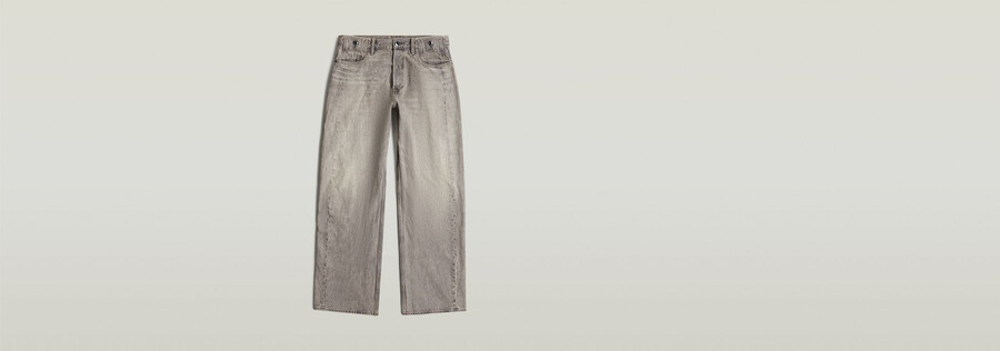 jeans amples et pliés