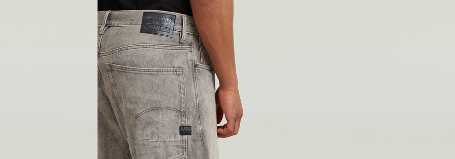 jeans amples et pliés