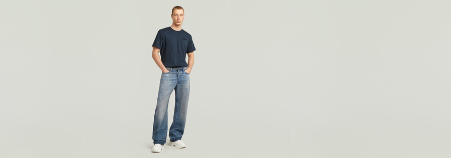 jeans amples et pliés