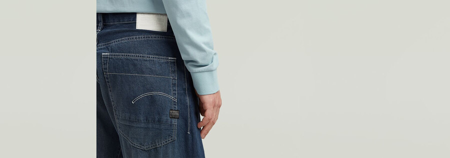 jeans amples et pliés