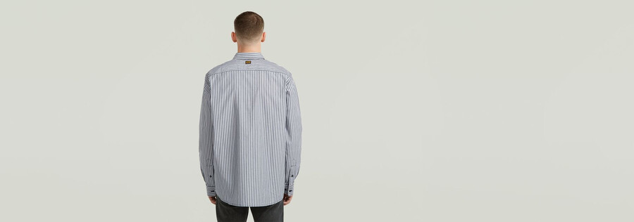 chemise classique à une poche et manches longues