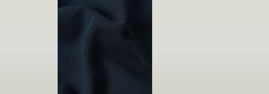 pull à capuche ample en a