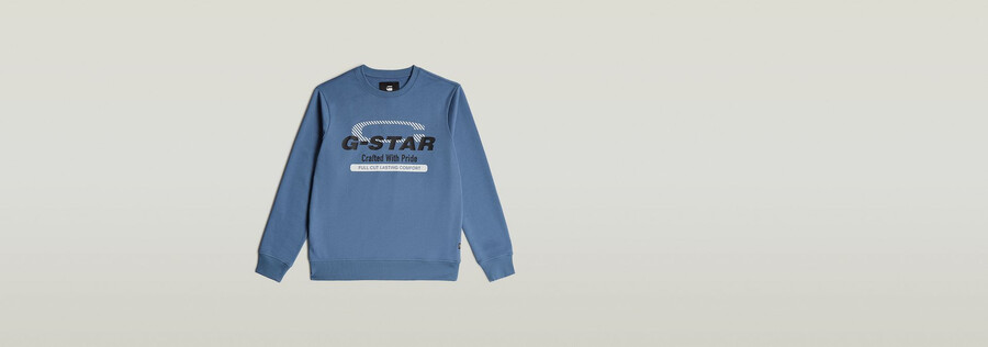 pull avec logo central sur la poitrine