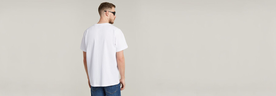 t-shirt ample avec logo central sur la poitrine