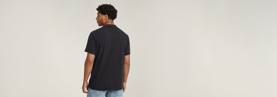 t-shirt à poche délavé