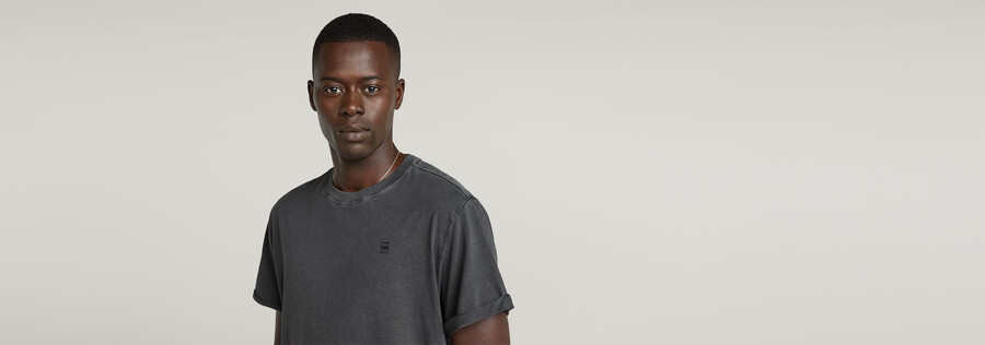 t-shirt à imprimé graphique surteint pour cils