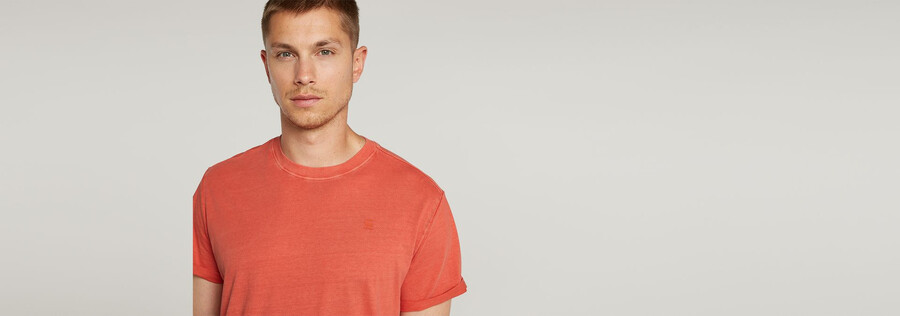 t-shirt à imprimé graphique surteint pour cils