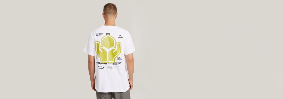 t-shirt ample à motif au dos