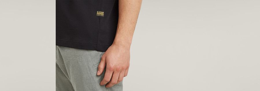 t-shirt à motif darche au dos