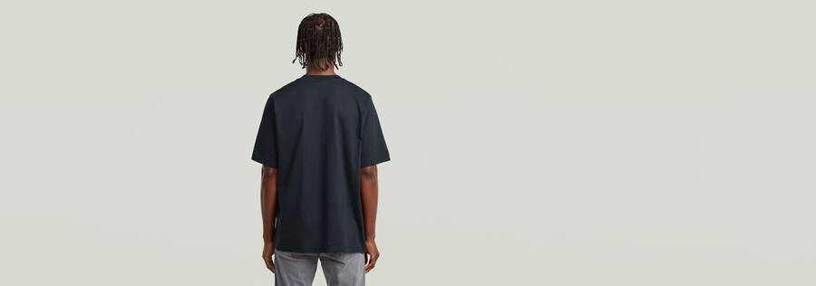 t-shirt ample et carré