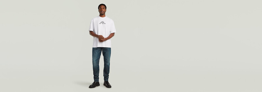 t-shirt décontracté à motif graphique multi-technique